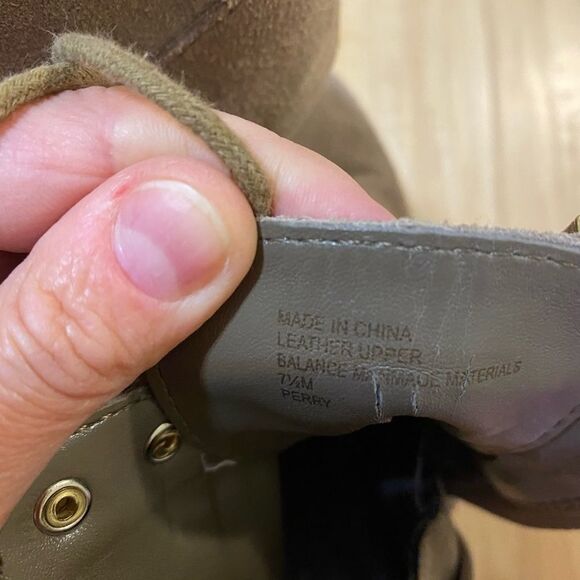 INC International Concepts beige suede leather upper SZ. 7.5 ankle bootie - Picture 9 of 9